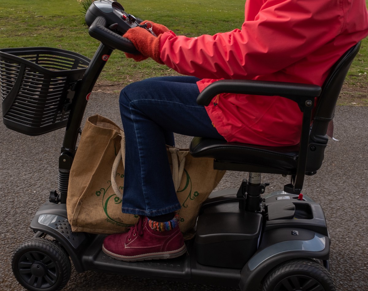 Ten Benefits of Mobility Scooters GTK