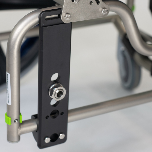 Raz Multi-Position Axle Plate