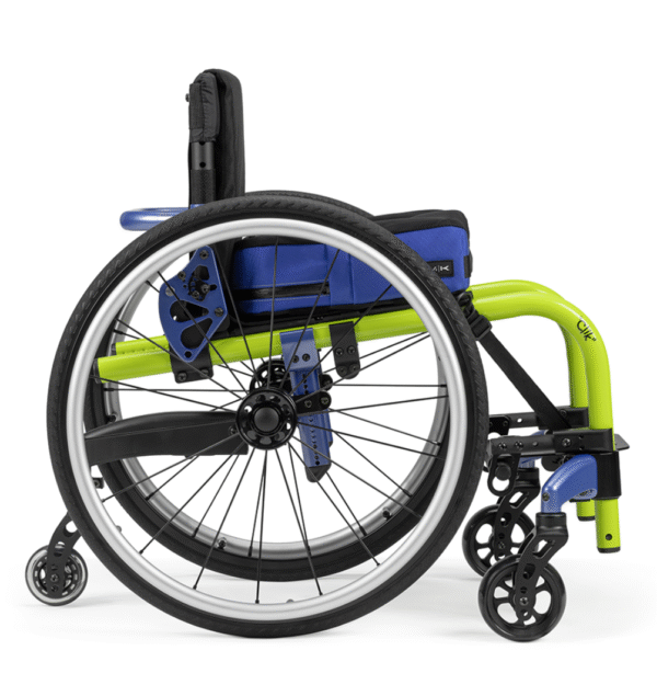 Ki Mobility Little Wave Clik side view